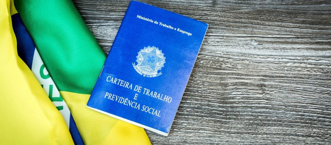 carteira-de-trabalho-clt-1493395927